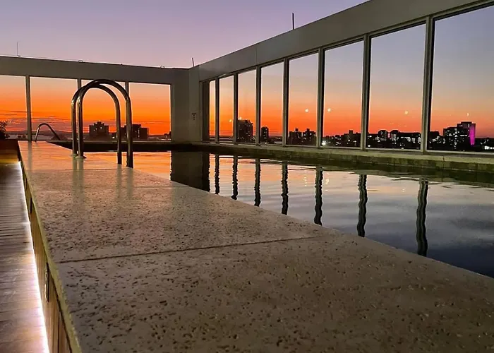 Apartamento Com Piscina Aquecida Proximo Ao Guaiba Com Um Dorm Apartment