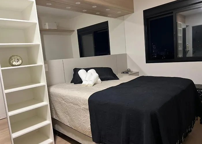 Apartamento Com Piscina Aquecida Proximo Ao Guaiba Com Um Dorm Apartment *