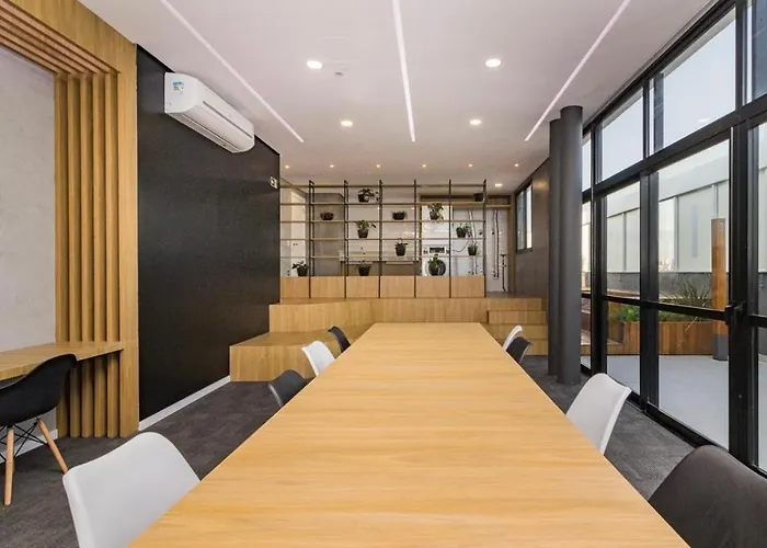 Apartamento Com Piscina Aquecida Proximo Ao Guaiba Com Um Dorm *
